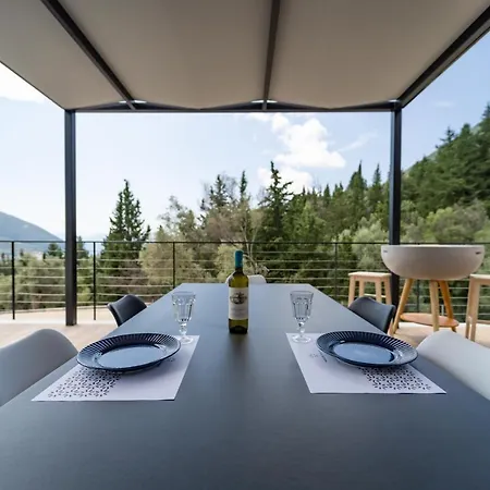 Vasiliki Houses *