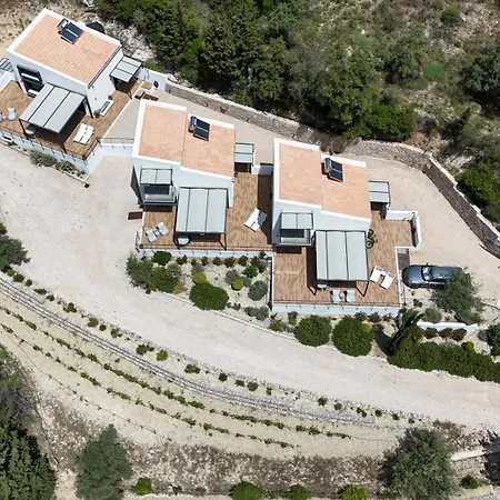 Vasiliki Houses Holiday home *