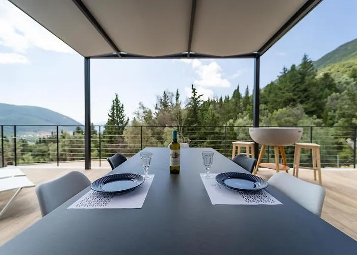 Vasiliki Houses *