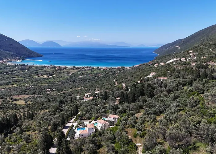 Vasiliki Houses *